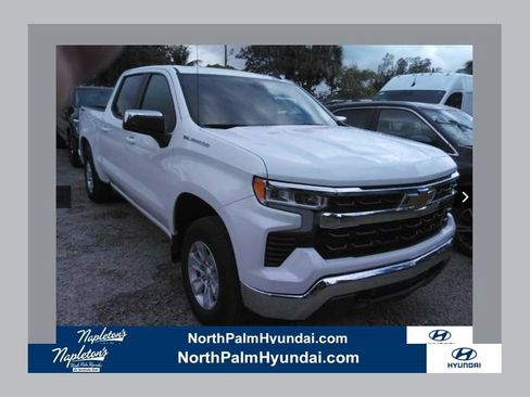Used 2025 Chevrolet Silverado 1500 LT AWD/4WD image 1