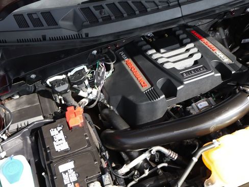 Used 2019 Ford F150 Raptor w/ Equipment Group 802A Luxury image 11