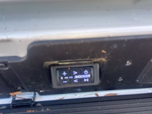 Used 2024 GMC Sierra 1500 Denali Ultimate image 10