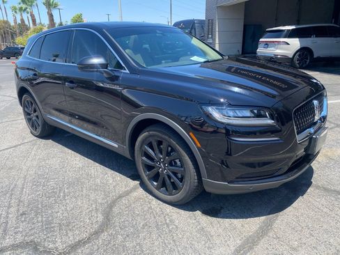 Certified 2022 Lincoln Nautilus Reserve AWD/4WD image 3