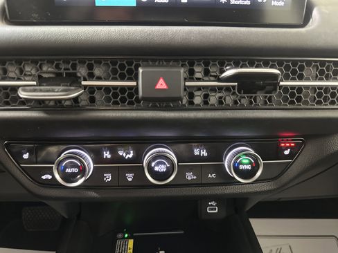 Used 2024 Honda HR-V EX-L image 18