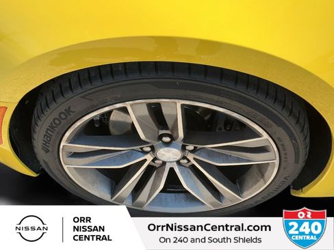 Used 2016 Chevrolet Camaro SS RWD image 9