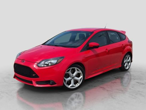 Used 2014 Ford Focus ST w/ Equipment Group 202A FWD image 1