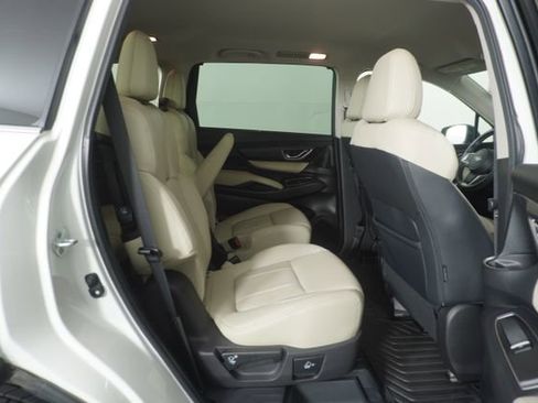 Certified 2022 Subaru Ascent Limited AWD/4WD image 38