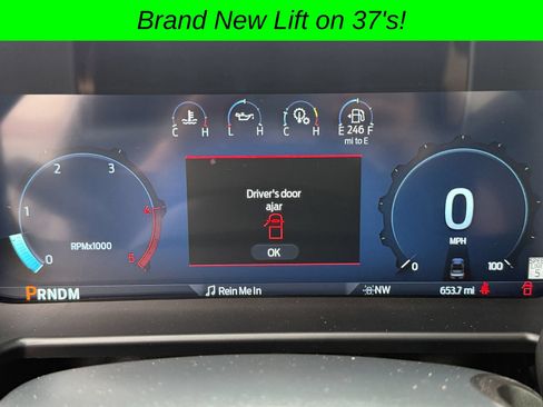 Used 2025 Ford F350 Lariat w/ Lariat Ultimate Package AWD/4WD image 41