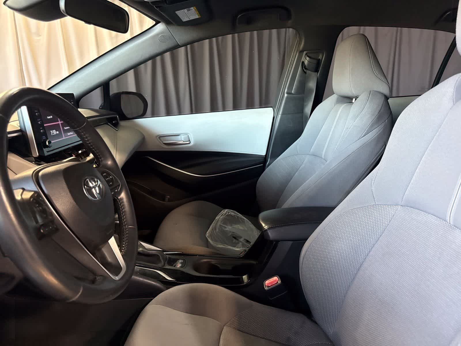 Used 2020 Toyota Corolla SE w/ Carpet Mat Package (TMS) FWD image 21