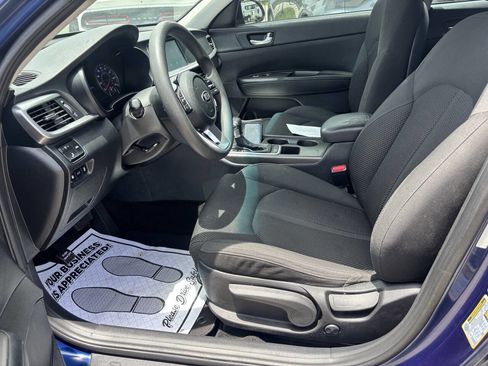 Used 2019 Kia Optima LX image 8