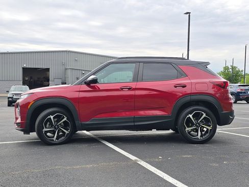 Used 2021 Chevrolet TrailBlazer RS w/ Sun and Liftgate Package AWD/4WD image 21