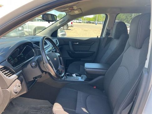 Used 2017 Chevrolet Traverse LT w/ Style and Technology Package AWD/4WD image 15