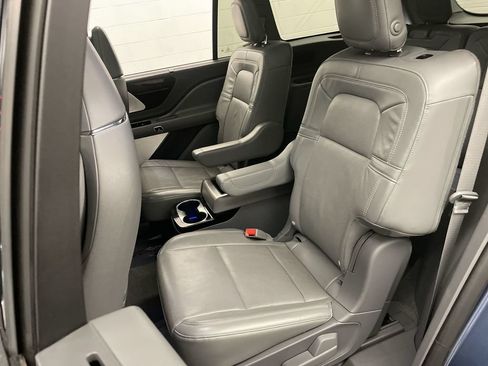Used 2020 Lincoln Aviator Reserve w/ Equipment Group 202A AWD/4WD image 20