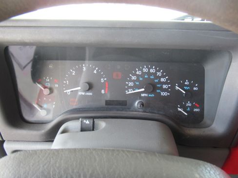 Used 1998 Jeep Wrangler SE AWD/4WD image 23