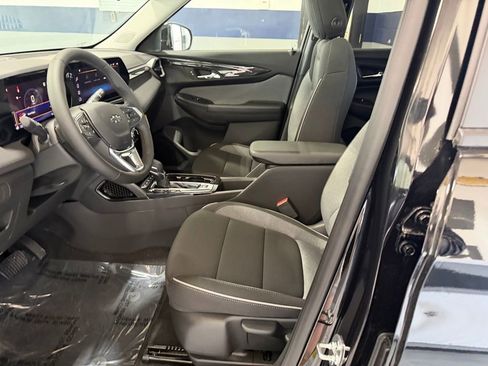 New 2026 Chevrolet TrailBlazer LT w/ Midnight Edition FWD image 28