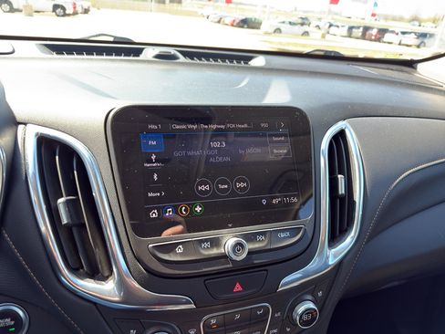 Used 2020 Chevrolet Equinox Premier image 18