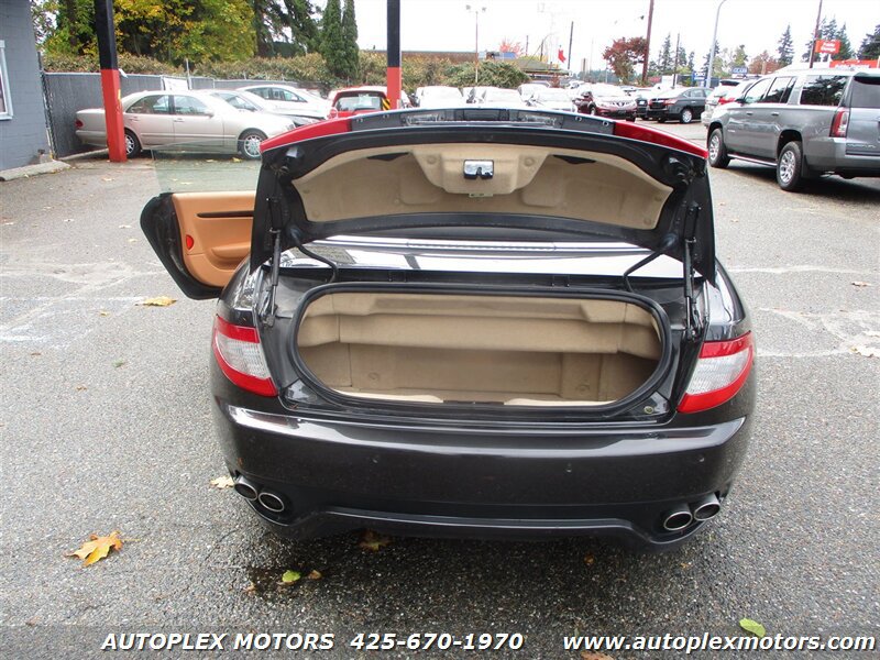 Used 2011 Maserati GranTurismo Convertible RWD image 13