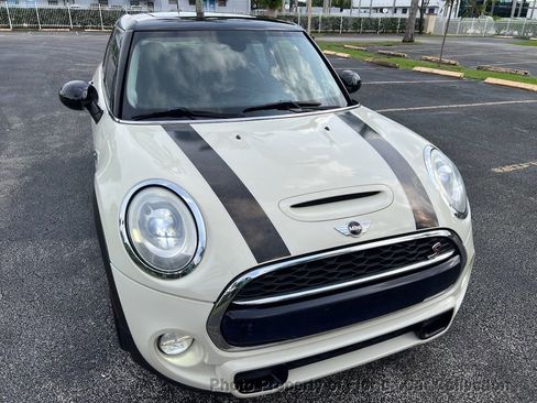 Used 2015 MINI Cooper S image 15