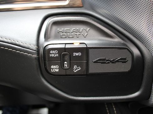 Used 2021 RAM 2500 Limited AWD/4WD image 27