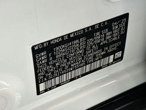 Used 2025 Honda HR-V Sport image 29