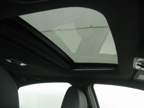 Used 2022 Kia Forte GT-Line w/ GT-Line Premium Package image 3