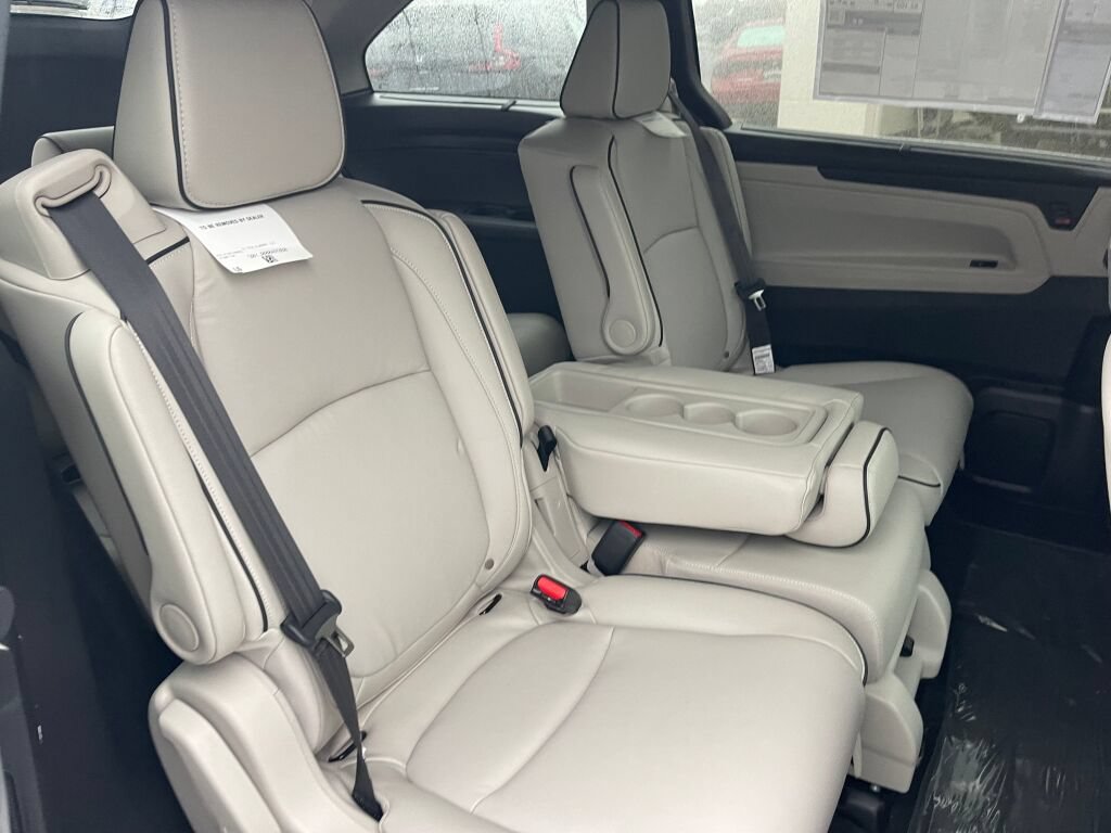 New 2027 Honda Odyssey Touring image 21