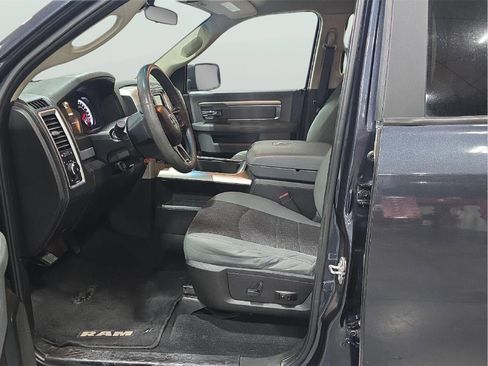 Used 2019 RAM 1500 Classic Warlock image 8