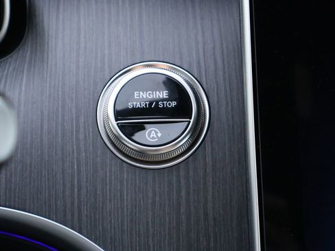 New 2026 Mercedes-Benz C 300 4MATIC Sedan image 29