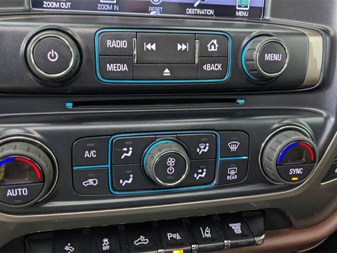 Used 2017 Chevrolet Silverado 3500 High Country image 26