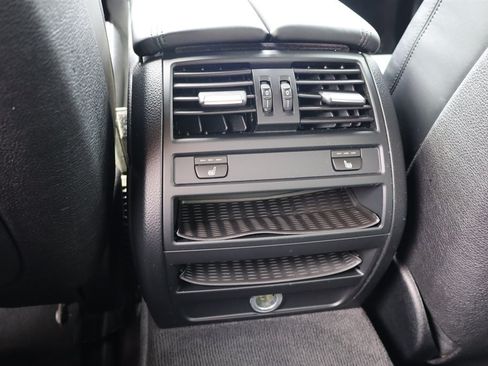 Used 2016 BMW 550i xDrive Sedan AWD/4WD image 21