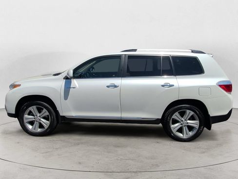 Used 2012 Toyota Highlander Limited w/ Tow Pkg AWD/4WD image 8