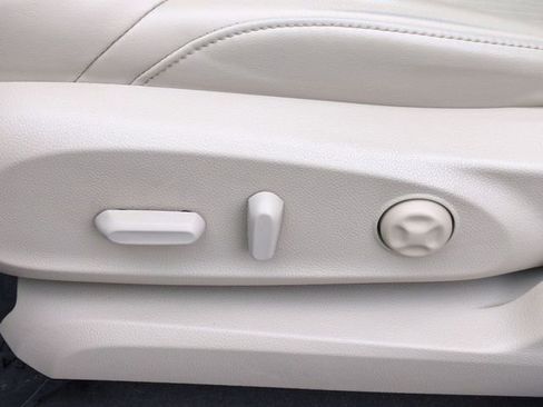 Used 2019 Buick Envision Preferred image 12