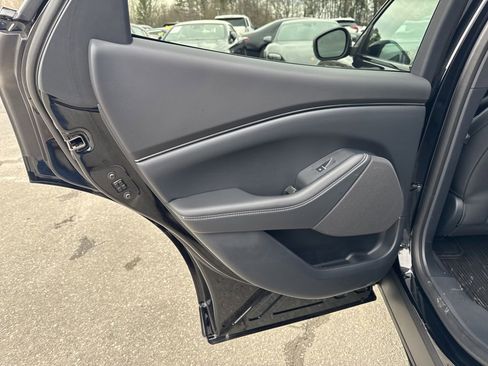 Used 2025 Ford Mustang Mach-E Select w/ Comfort Package Lite image 28