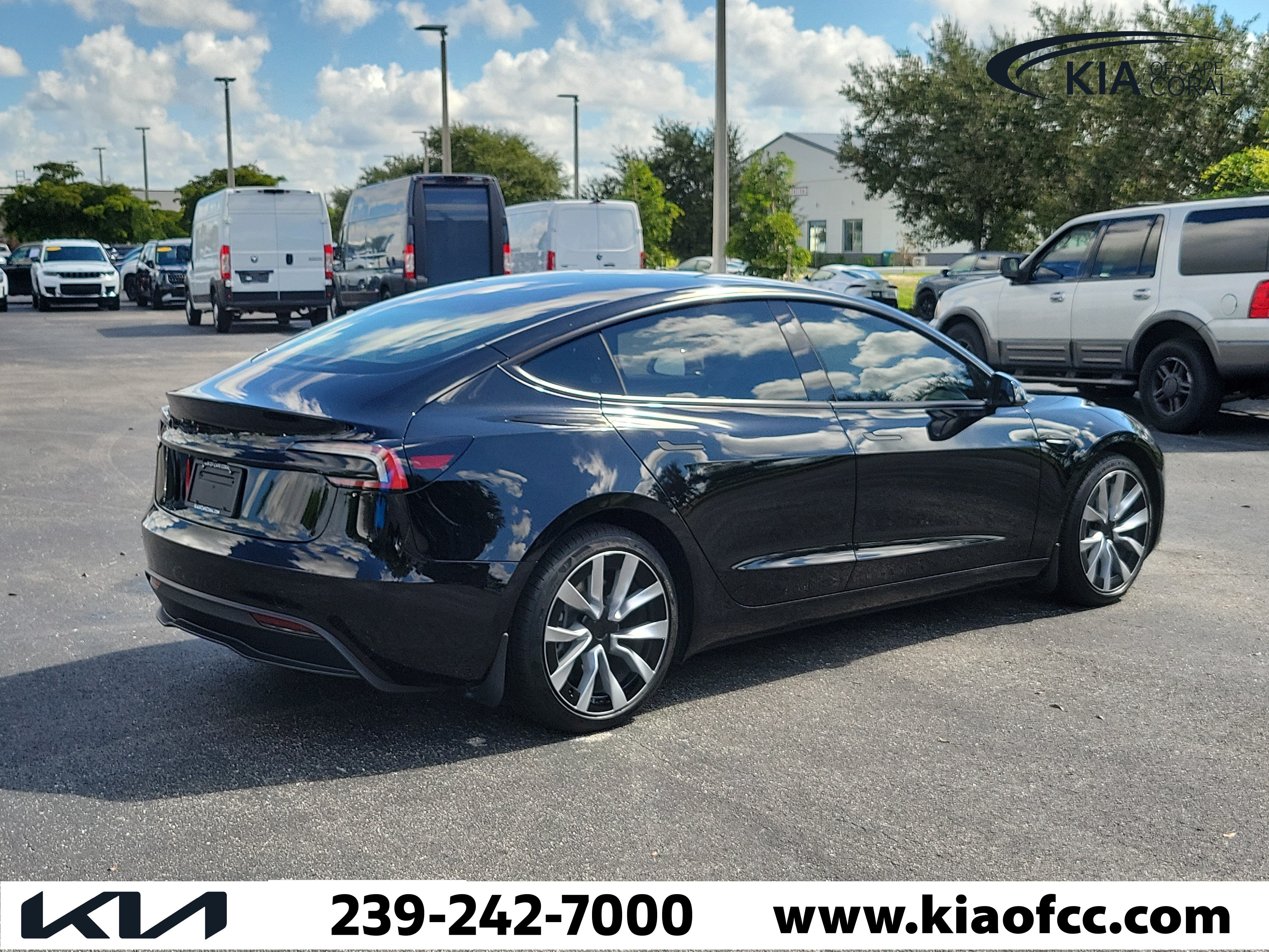 Used 2025 Tesla Model 3 Long Range RWD image 6