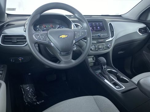 Certified 2024 Chevrolet Equinox LS w/ LS Convenience Package image 2