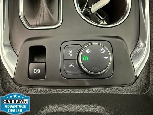 Used 2021 Chevrolet Traverse Premier w/ Redline Edition AWD/4WD image 30