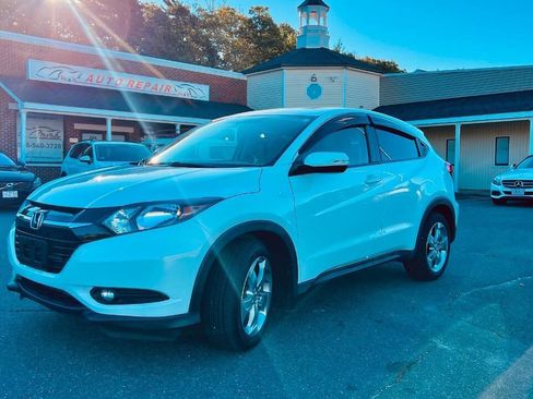 Used 2016 Honda HR-V EX image 19
