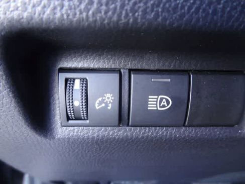 Certified 2025 Toyota RAV4 XLE AWD/4WD image 15