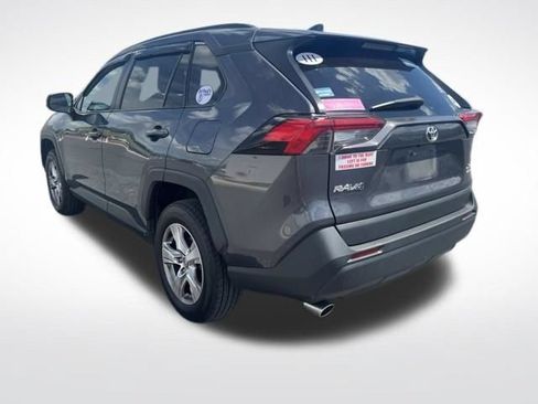 Used 2020 Toyota RAV4 XLE w/ XLE Grade Weather Package AWD/4WD image 7