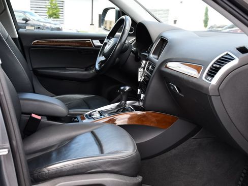 Used 2016 Audi Q5 2.0T Premium Plus AWD/4WD image 28
