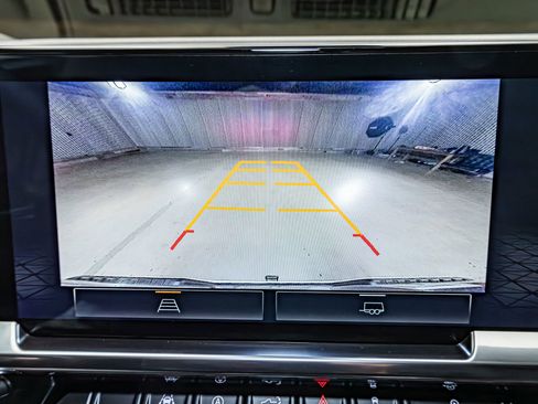 Used 2024 GMC Sierra 1500 Elevation w/ X31 Off-Road Package image 18