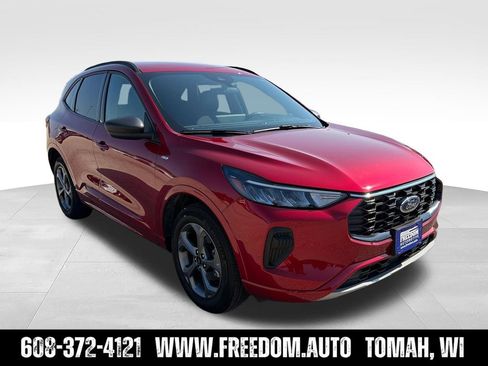 Used 2024 Ford Escape ST-Line w/ Tech Pack #1 AWD/4WD image 11