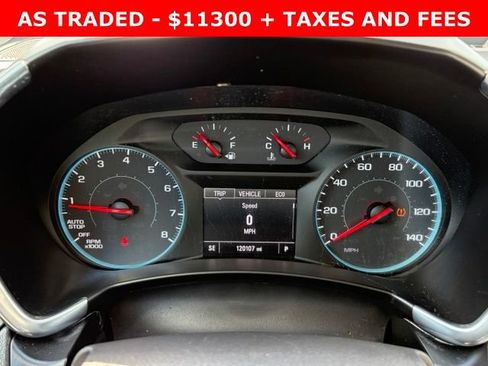 Used 2018 Chevrolet Equinox LS FWD image 18
