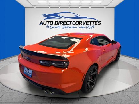Used 2021 Chevrolet Camaro SS RWD image 8