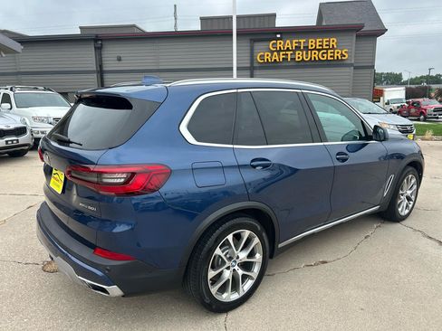 Used 2020 BMW X5 xDrive50i AWD/4WD image 3