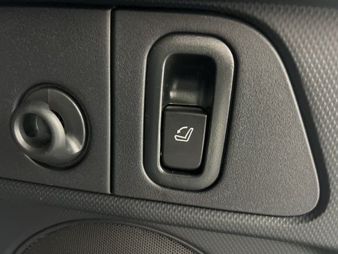 New 2026 Subaru Forester Limited image 36