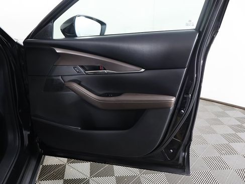 Used 2022 MAZDA CX-30 AWD 2.5 S w/ Premium Package image 22