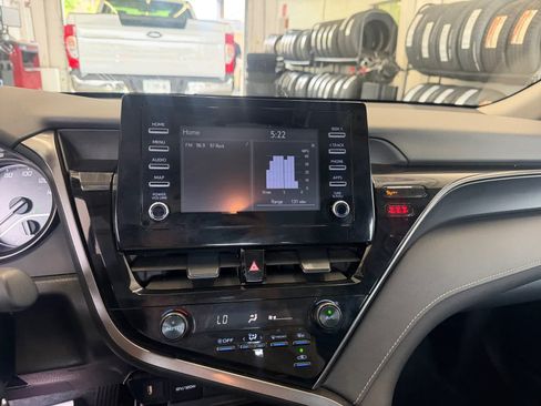 Used 2024 Toyota Camry SE FWD image 24