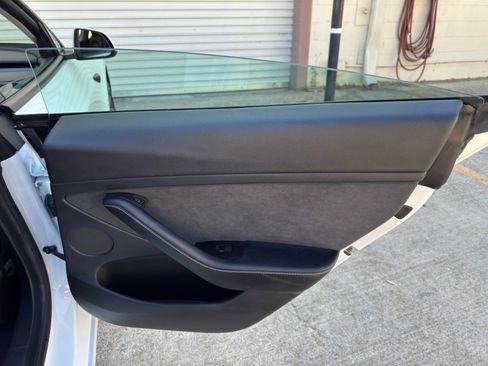 Used 2021 Tesla Model 3 Standard Range Plus RWD image 45