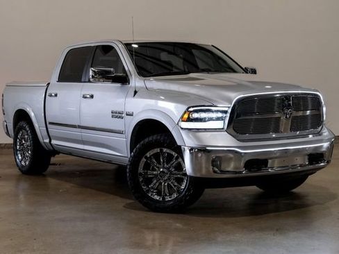 Used 2014 RAM 1500 Laramie w/ Convenience Group image 25