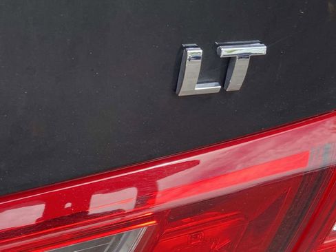 Used 2025 Chevrolet Malibu LT FWD image 11