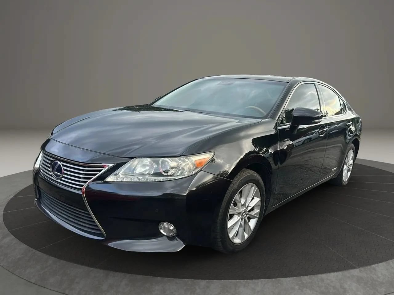 Used 2013 Lexus ES 300h w/ Luxury Pkg FWD image 35