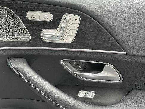 Certified 2026 Mercedes-Benz GLS 450 4MATIC image 17
